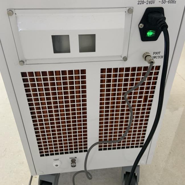 1064nm laser back