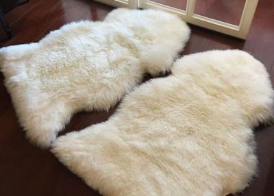 China Living Room Soft White Fur Floor Rug , Smooth Wool Sheepskin Car Seat Covers  for sale