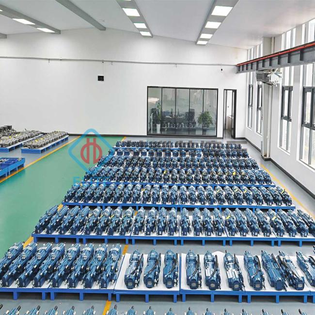 25kw Hydraulic Drifter for Mining, Tunneling Drill