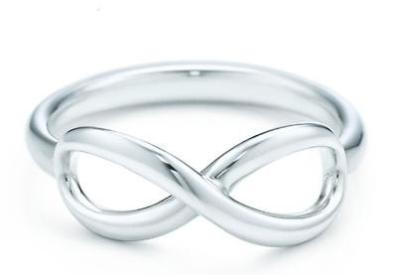 China Anillo plateado rodio para mujer de la plata esterlina, anillos únicos de la bisutería en venta