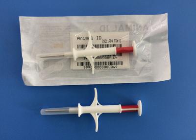 China Microchip animal aprovado ICAR com seringas descartáveis, etiqueta de vidro da identificação de 1.4*8mm à venda