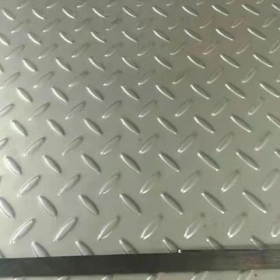 China SUS316L Anti Slip Stainless Steel Plate ASTM JIS GN EN Stainless Checkered Plate for sale