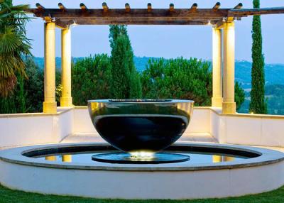 China Mirror Polished Stainless Steel Outdoor Water Features Hemisphere Shape for sale