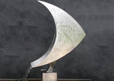 China Tamaño de encargo de la característica del agua del acero inoxidable del metal para el jardín de la fuente decorativo en venta