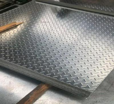 China ASTM DX51D Z181-Z275 Full Hard T Type / Tear Drop Gi Chequered Plate For Metal Roof for sale