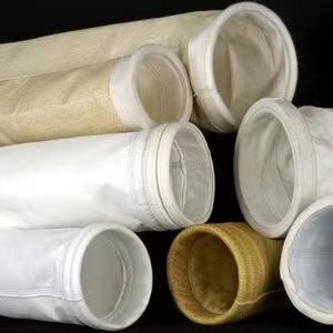 China Sacos de filtro de alta temperatura não tecidos, sacos da biomassa do coletor de poeira da substituição das emanações à venda