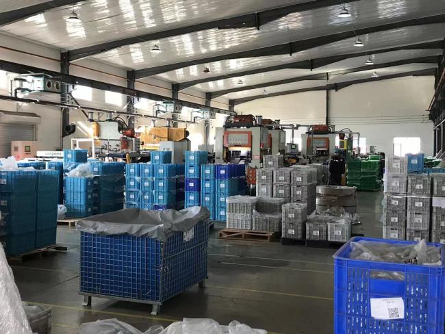 Quality control inspection of aerosol valves