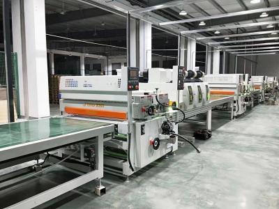 China ODM Hot Melt UV Roller Coating Machine For Flat Surface Wood Floor for sale