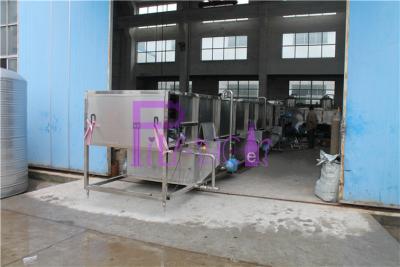 Chine Ligne couche de remplissage à chaud d'isolation thermique de vapeur de stérilisateur de machine à emballer de bouteille à vendre