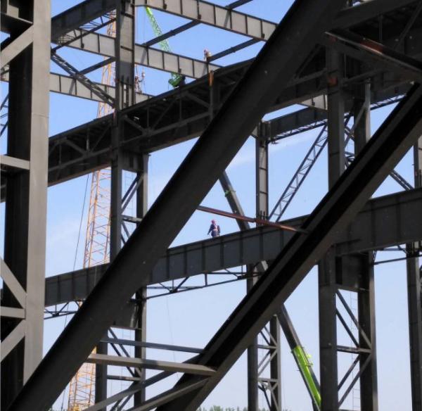 Quality High Rigidity Large Custom Steel Structure Bridges Steel Walking Bridge for sale