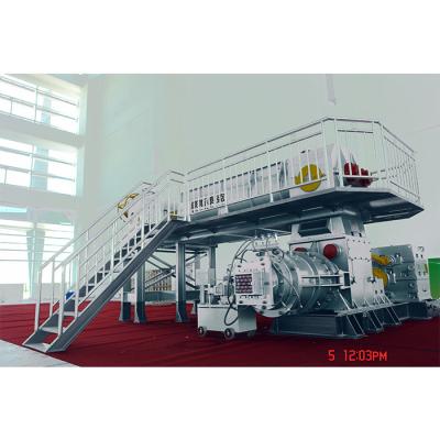 China Máquina de extrusión de vacío de doble etapa de tamaño de ladrillo personalizado para fábrica automática de ladrillos en venta