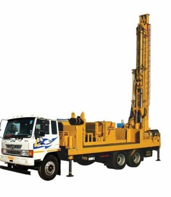 China 300m Crawler Chassis Or Truck Chassis Water Well Drilling Rig Borehole Drilling Equipment 85kw for sale