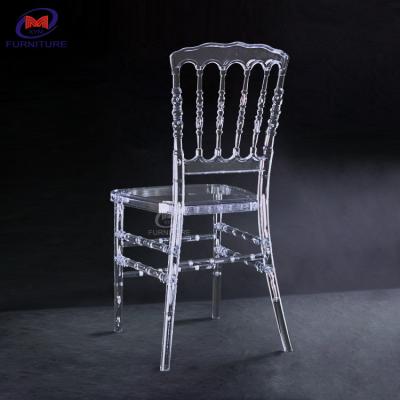 中国 Lightweight Resin Chiavari Chair 7 Bar More Stable 10 Years Warranty 販売のため
