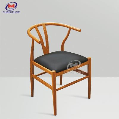 China La madera sólida del restaurante de Mordern empenachó sillas del comedor que Y forma detrás en venta