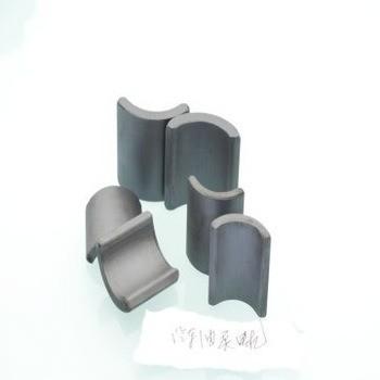 China TA magnética do Br 430 de SrO 6Fe2O3 do núcleo de ferrite do motor de fã do radiador à venda