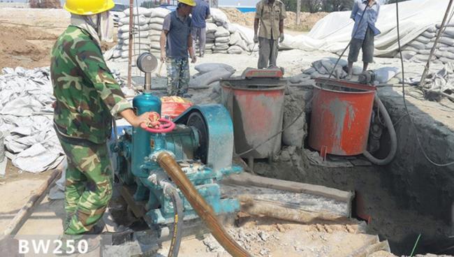 High Pressure Hydraulic Piston Triplex Bw250 Mud Pump