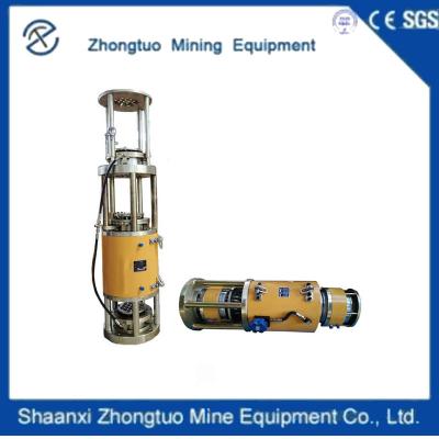 China Hydraulic Strand Jack With Synchronous Lifting For Heavy Lifting Hydraulic Lifting System for sale