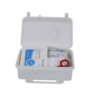 China SL-026 Stock Approval Colored Small PP Box 15First Aid Kit Compact First Aid Kits For Travelling à venda