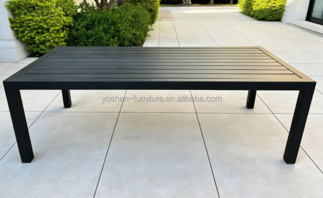 YS8189-03 Dining table.png