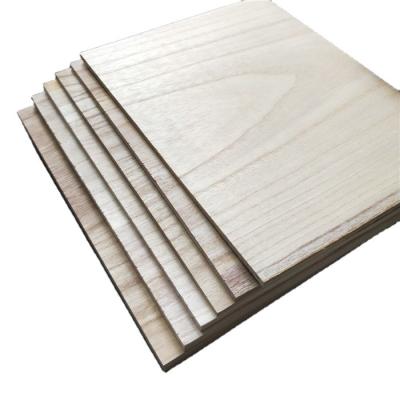 China Martial Arts Boards 225x300mm Paulownia Breaking Wood Board within 3-30MM Thickness for sale