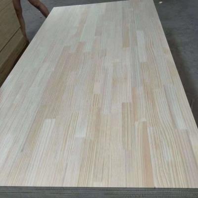China Radiata Pine Wood Finger Joint Timber Boards for Indoor Project Solution Capability for sale