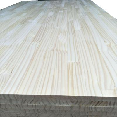 China Natural Wood Color Or Carbonized Finish Solid Pine Wood Boards Pine Planks For Crafts for sale
