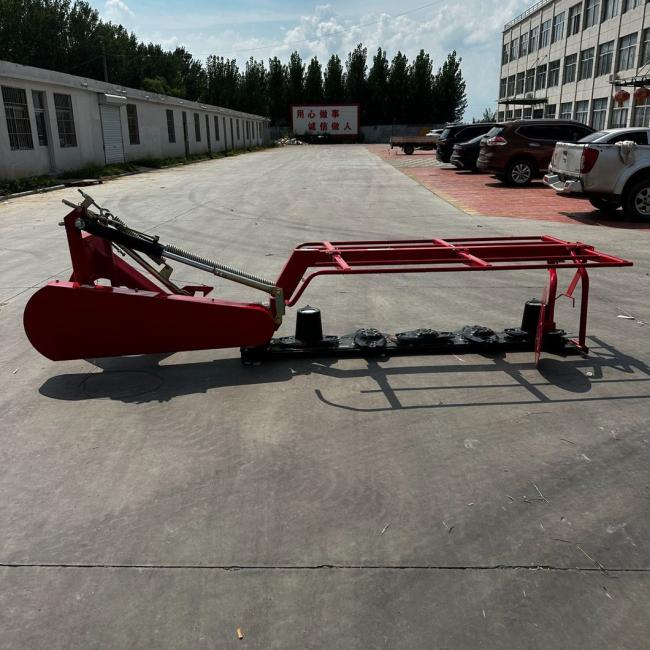Factory Price Hot Sale Tractor Rotary Disc Hay Mower Lawn Mower