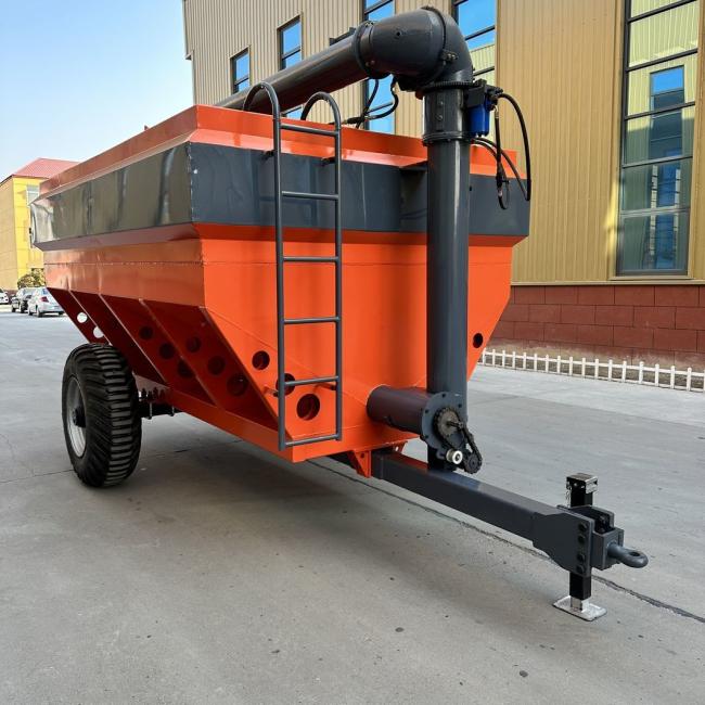 Agricultural Machinery 6 Cubic Meters Traction Fertilizer Grain Transport Vehicle Grain Cart