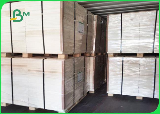 Grade A 800g Super White Absorbent Paper For Desiccant Board 41'' * 19'' Grade A 800g Super White Absorbent Paper For Desiccant Board 41'' * 19''