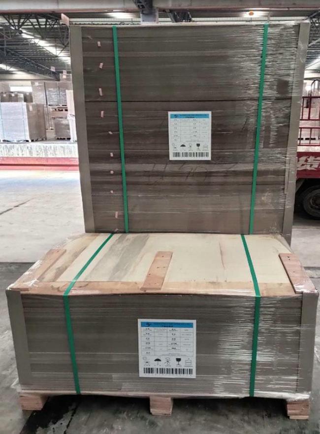 Recyclable Large Format 2.2mm Rigid Grey Laminated Cardboard Sheet 95 * 130CM Recyclable Large Format 2.2mm Rigid Grey Laminated Cardboard Sheet 95 * 130CM