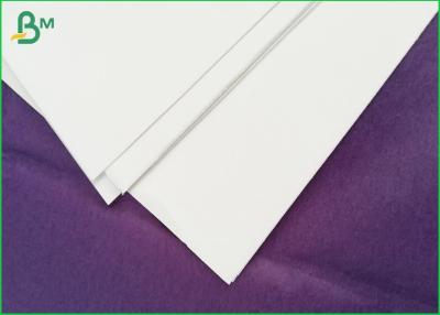 China bolso blanco de Coffe del papel de 40gsm 50gsm 100gsm Kraft, bolsas de papel blancas de Kraft para hacer compras en venta