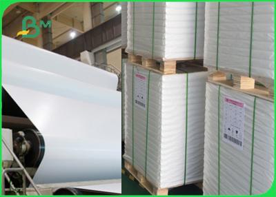 China Ruede funcionamiento revestido del color del papel 115gr de la talla 500mm 400m m el buen para la tarjeta de presentación en venta