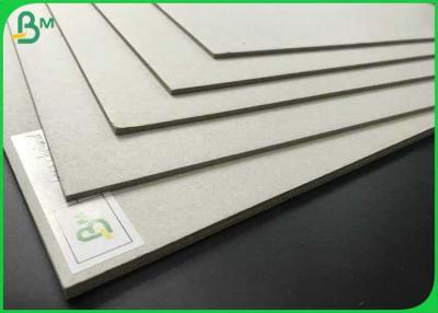 China 700 x 1000m m de alta densidad Grey Board 1.35m m 1.5m m Grey Chipboard For Packaging en venta