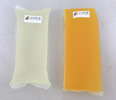China Sanitary Napkins Use Hot Melt Adhesive Light Yellow Or White With Low Odour, Position Glue for sale
