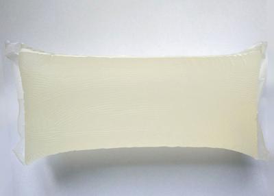 China Pegamento piezosensible del color del derretimiento caliente blanco del PSA para el pañal higiénico en venta