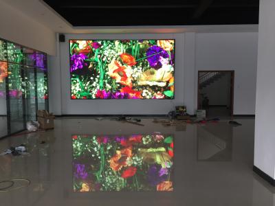 China Indoor Full Color Big P2 LED Display Screen Meeting Room Control Center for sale