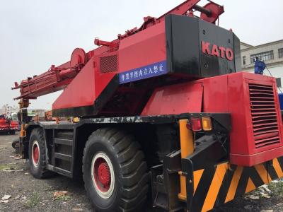 Chine grues d'occasion 4WD, KATO utilisé KR-25H-3 de grue de terrain accidenté 25 tonnes à vendre