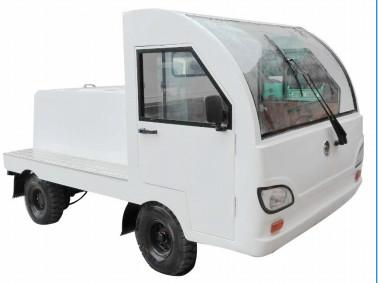 China Seated Tow Tractor Electric With Driver Cabin Traction Weight 3000 KG for sale
