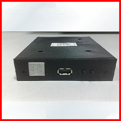 Chine Interface augmentée d'unité de disquettes de la version 1.44MB au conducteur souple industriel FDD d'Udisk de simulation de contrôle de port USB à vendre