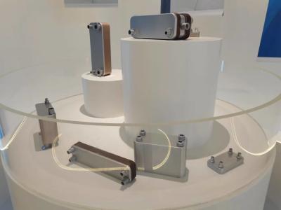 China Solución innovadora personalizada Intercambiador de calor de placa de cobre para sistemas de refrigeración en venta