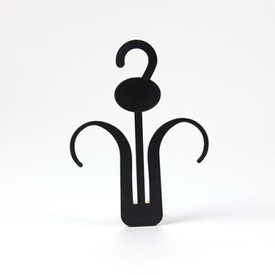 China Custom Logo Bathroom Plastic Slipper Hanger For Casual Shoes for sale