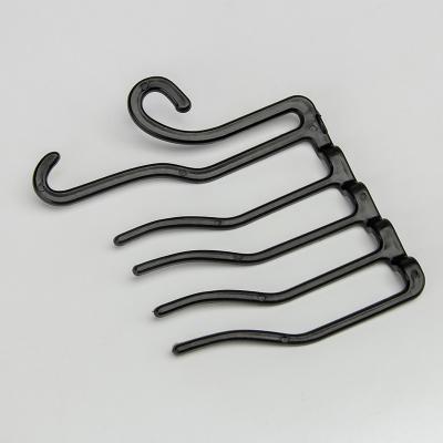 China ODM 2.5g Black 5 hands Small Laundry Sock Hanger For Clothes Line for sale
