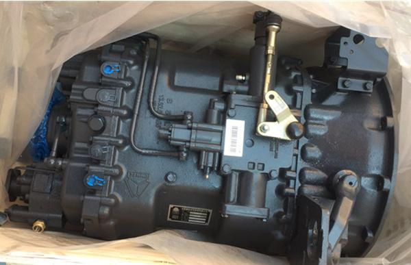 Sinotruk HOWO Truck Parts Hw19710 Gearbox Transmission HOWO Gearbox
