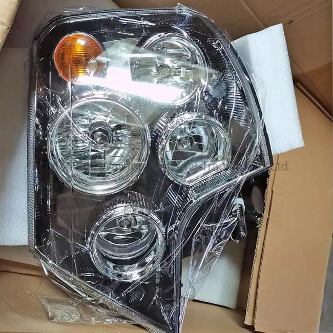 Sinotruk Truck Part Head Lamp for HOWO A7 Truck Wg9925720001