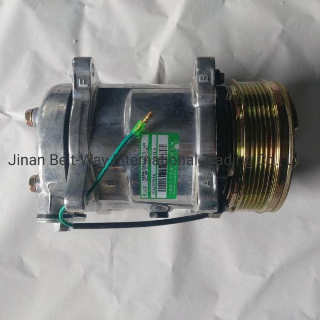 Truck Parts HOWO Truck Air-Conditioning Compressor 107A270781A 1014L5