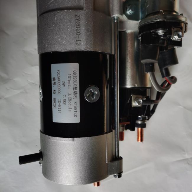 Sinotruk HOWO Truck Spare Parts Engine Starter Motor Vg1560090001