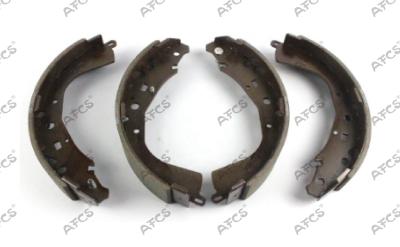 China 04495-60070 Auto Brake Shoes For TOYOTA Land Cruiser for sale