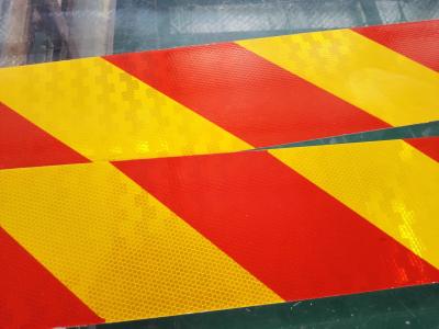 China Micro Prismatic Red And Yellow Reflective Tape  On Mud Flaps With Aluminium Plate for sale