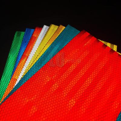 China Red PET Micro Prismatic EGP Reflective Sheeting For Signs for sale