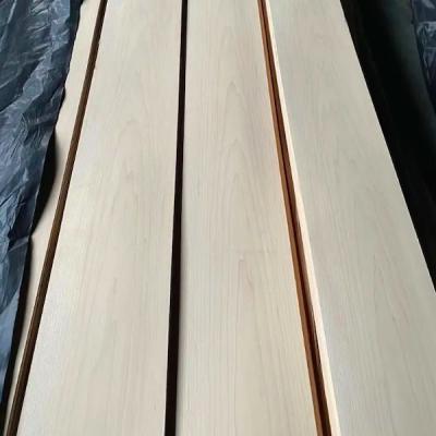 China Sturdy Genuine Maple Veneer Sheets For Skateboards Mildew Proof Wood for sale